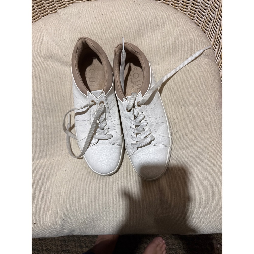 Soul Naturalizer White Faux Leather Lace Up Sneakers Womens 7.5 M Tan Trim